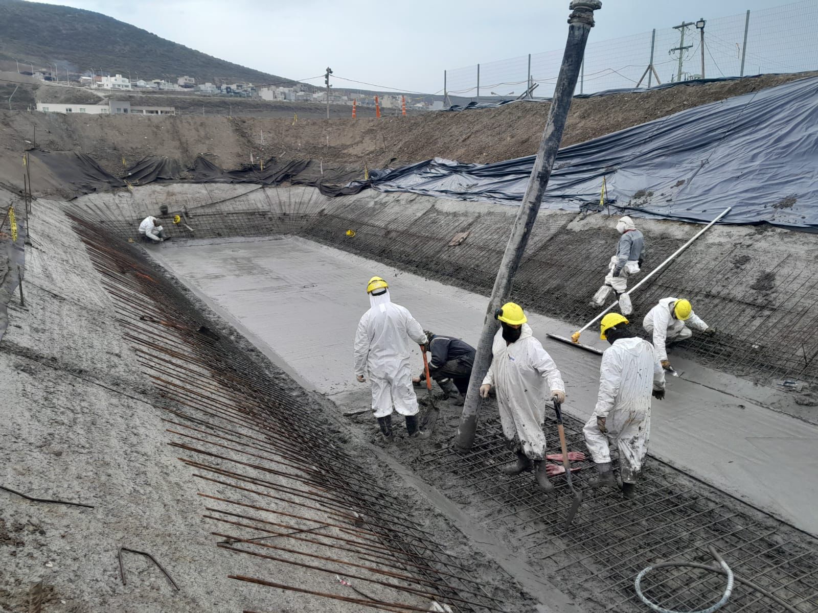 Rada Tilly amplía su planta cloacal para aumentar la capacidad de tratamiento y reutilizar el agua