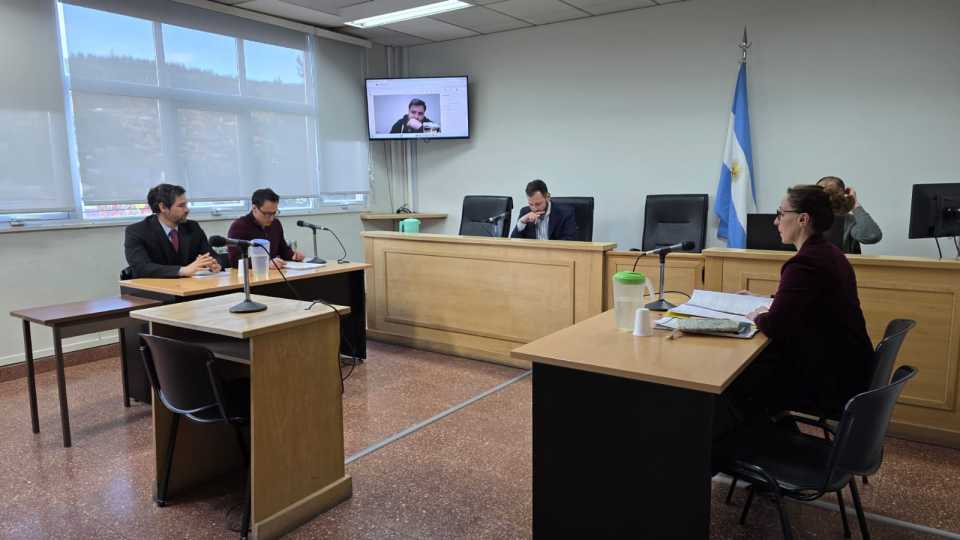 Esquel: condenaron a dos años de prisión efectiva a un hombre por tenencia ilegal de un arma