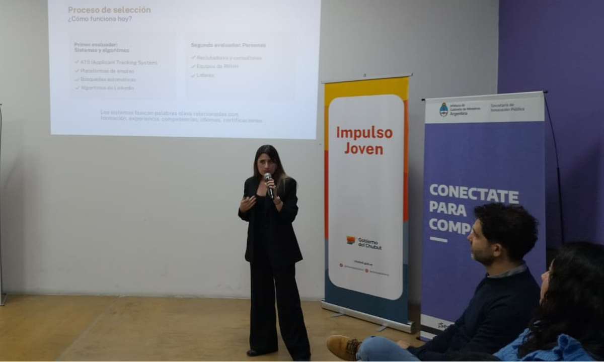 Chubut impulsa una capacitación en diseño web con inteligencia artificial para jóvenes