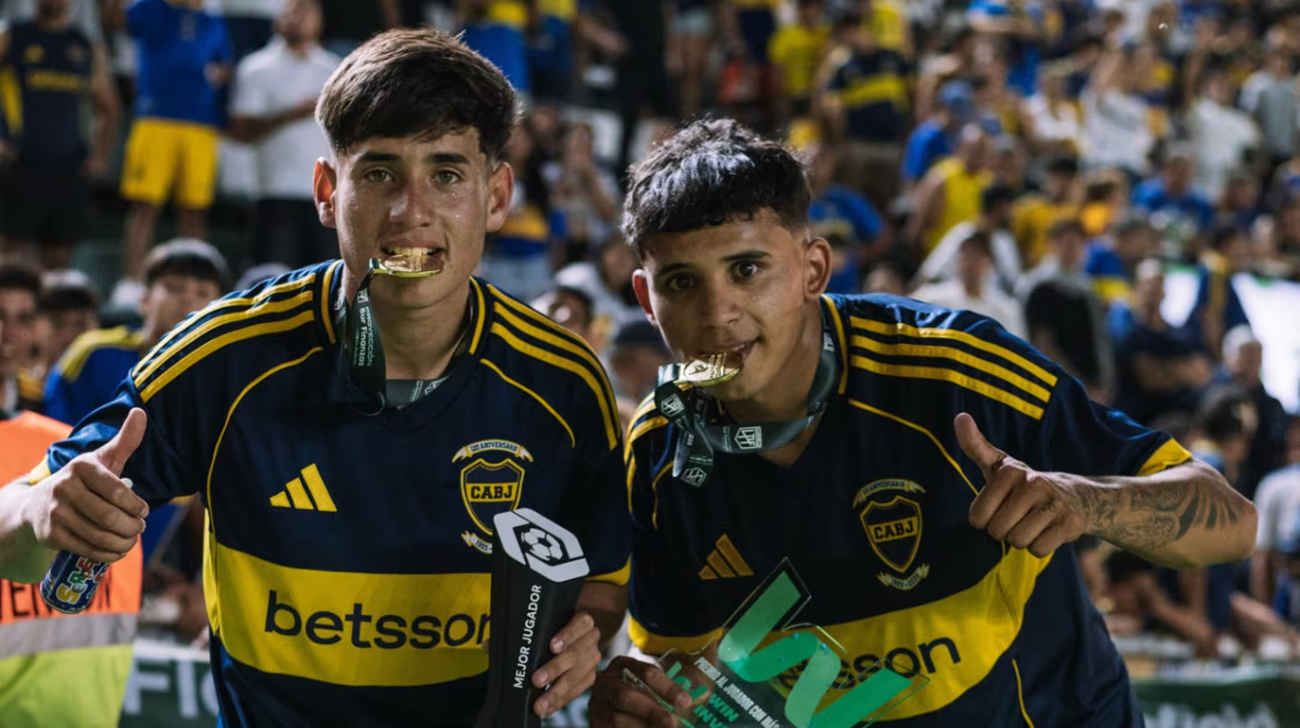 Boca blindó a dos joyas: cláusulas millonarias y ojos de la Premier sobre Aranda