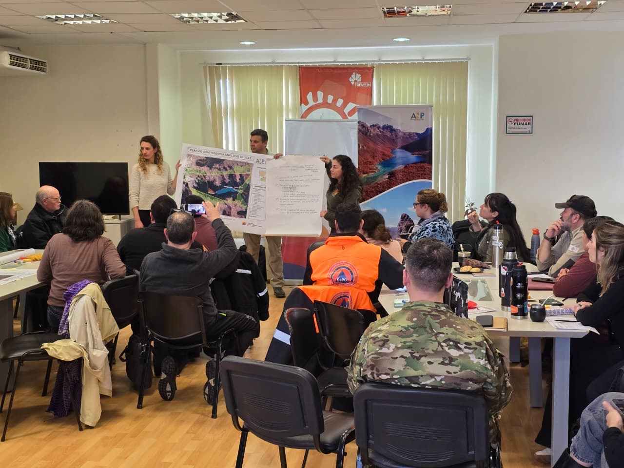 Chubut avanza en un plan para mejorar la respuesta ante emergencias en Lago Bagillt