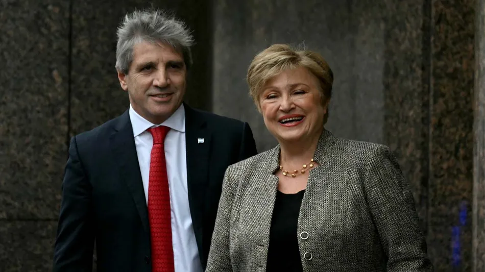 El FMI y la Argentina alcanzaron un acuerdo técnico por la tercera revisión del programa