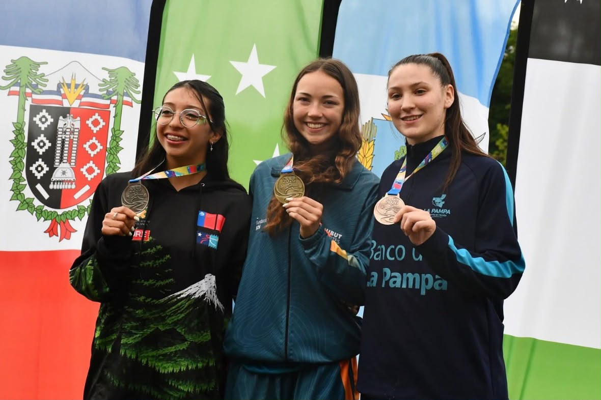 Chubut brilla en los Juegos de la Araucanía: Olivia Conesa rompió un récord argentino de 49 años y hubo siete medallas