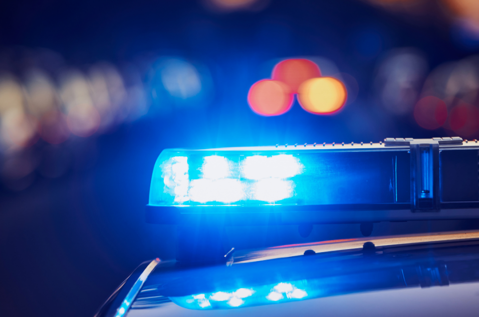 Detuvieron a un joven acusado de atacar a piedrazos un patrullero en Esquel