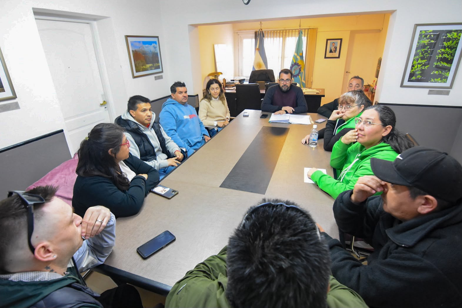 Taccetta recibió a SOEME y ATE para avanzar en las negociaciones salariales