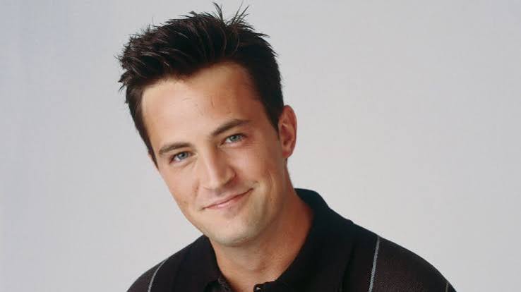 La docuserie sobre la vida y muerte de Matthew Perry, el actor de Friends, ya está disponible en Netflix